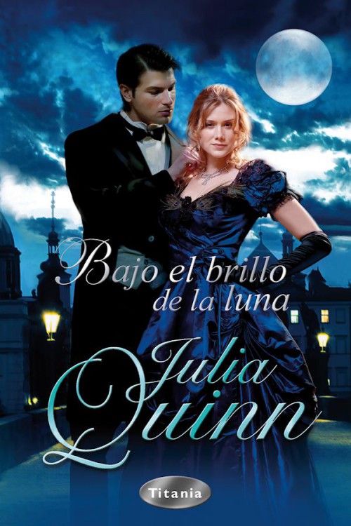 Bajo el brillo de la Luna