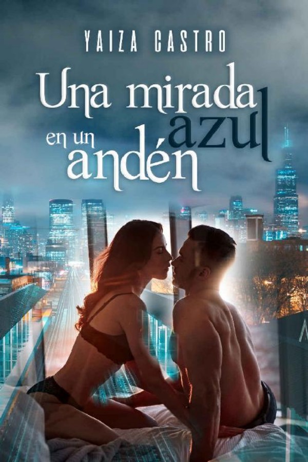 Una mirada azul en un andén